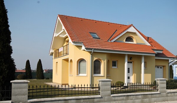 PRENÁJOM 5 izbový rodinný dom, Galanta