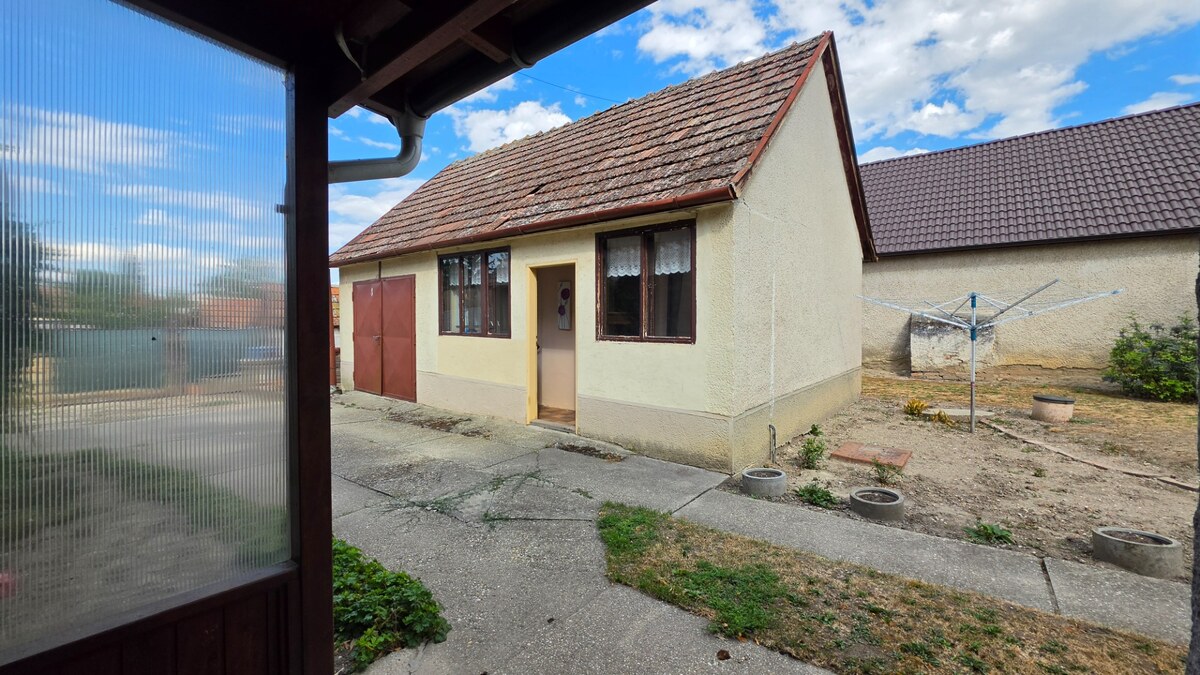 Nehnuteľnosť s potenciálom, RD s 18,71á pozemkom, na predaj Mostová — foto 14