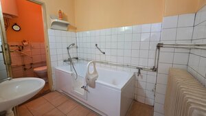 Nehnuteľnosť s potenciálom, RD s 18,71á pozemkom, na predaj Mostová — foto 12