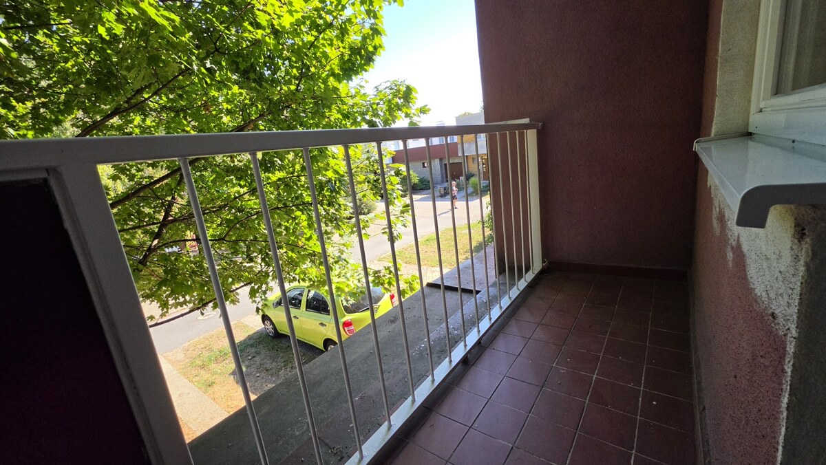 Zariadený 2 izb. Byt, garáž na prenájom, Galanta, Krásna — foto 11