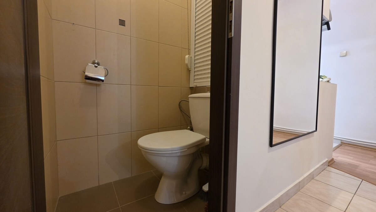 Zariadený 2 izb. Byt, garáž na prenájom, Galanta, Krásna — foto 8