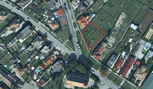 Na predaj stavebný pozemok, /š 27m/, Čierny Brod centrum, 592 m² — foto 2