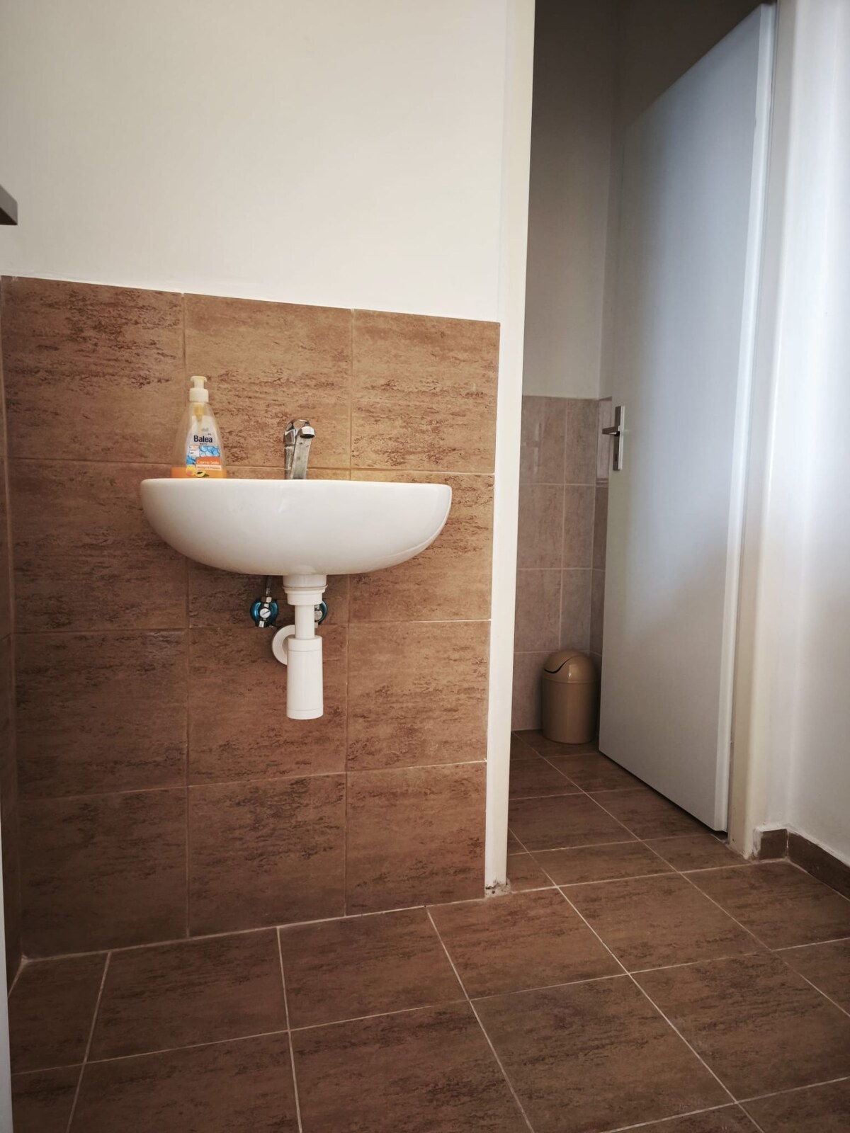 Prenájom obchodno-administratívneho priestoru , Šaľa  centrum — foto 7