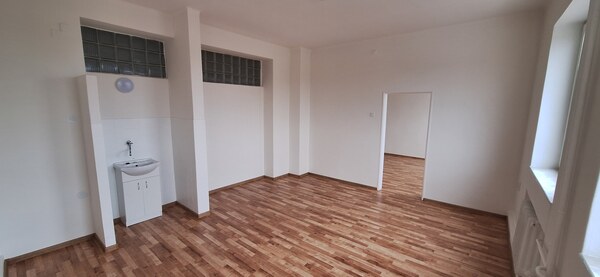 Dvojitá kancelária na prenájom, Galanta centrum