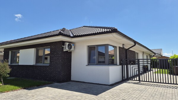 Vysnívaný domov? 4i. rodinný dom, 135,14 m²,Galanta, Mládežnícka štvrť