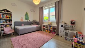 Vysnívaný domov? 4i. rodinný dom, 135,14 m²,Galanta, Mládežnícka štvrť — foto 12