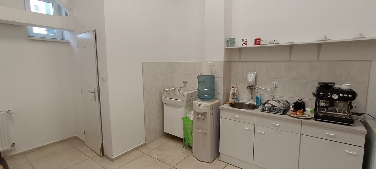 Skladový , výrobný priestor na prenájom  1038m2, Galanta — foto 5