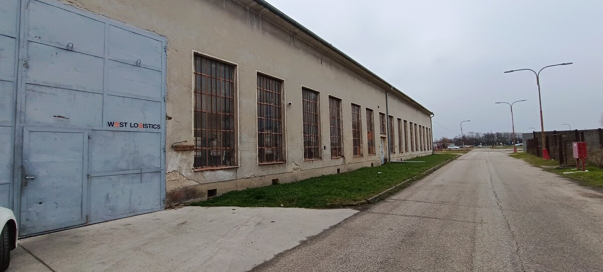 Skladový , výrobný priestor na prenájom  1038m2, Galanta — foto 6