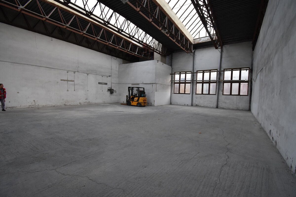 Prenájom, murovaný sklad, výrobná, skladová hala, 250m2, Galanta — foto 2