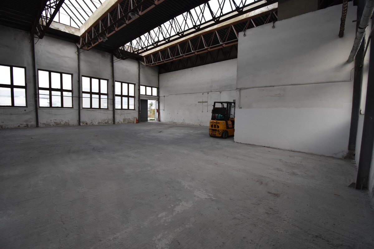 Prenájom, murovaný sklad, výrobná, skladová hala, 250m2, Galanta — foto 3