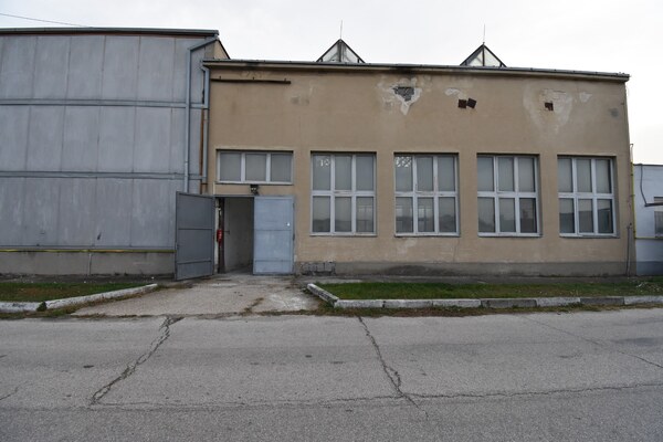Prenájom, murovaný sklad, výrobná, skladová hala, 250m2, Galanta