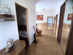 Dom snov, bazén, vinná pivnica, garáže, Mostová — foto 7
