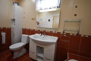 Dom snov, bazén, vinná pivnica, garáže, Mostová — foto 8