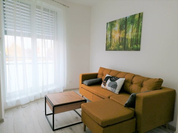 Pre náročných, Nájom veľký  2 i byt, centrum, 68 m², Galanta