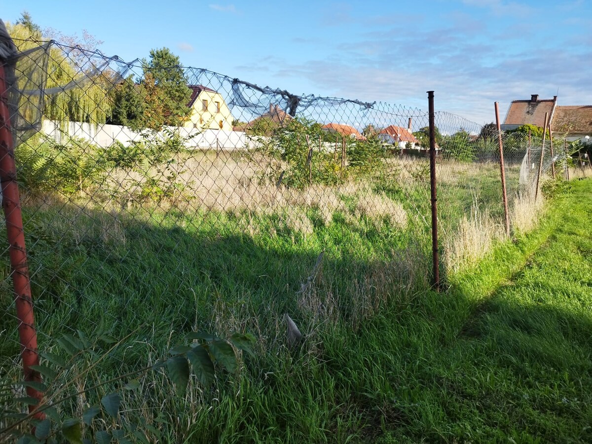 Na predaj pozemok v centre mesta Sládkovičovo — foto 3