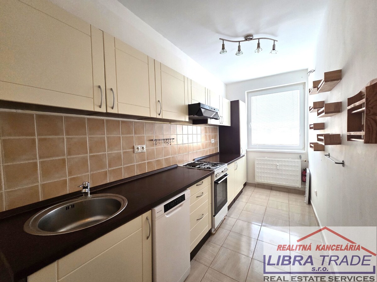 3 Izbový byt na predaj v Nových Zámkoch sídlisko JUH. — foto 10