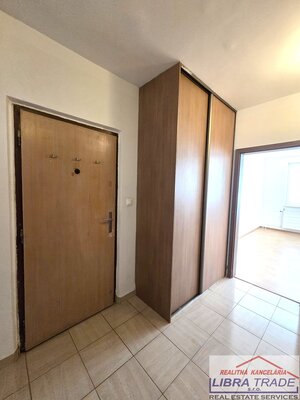 3 Izbový byt na predaj v Nových Zámkoch sídlisko JUH. — foto 5