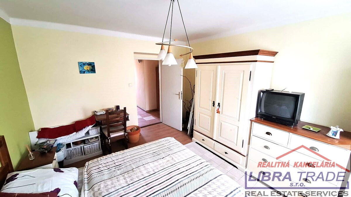 EXKLUZÍVNY PREDAJ - Kompletne prerobený 2 izbový byt v Komárne  — foto 13