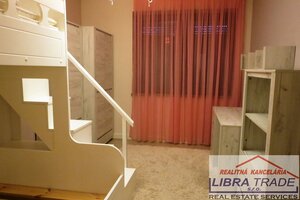 Luxusný rodinný dom na predaj v Nových Zámkoch. — foto 10