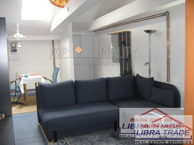 Veľký dvojgeneračný RD pri kúpelnom meste Štúrovo — foto 25