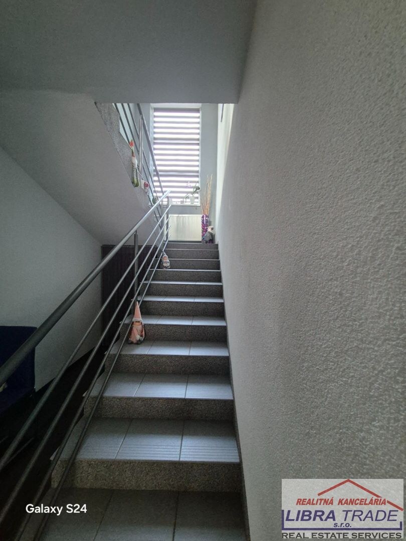 /Exkluzívne iba u Nás/Predaj 7-izb.RD po kompletnej rekonštrukcii v Šuranoch. — foto 10