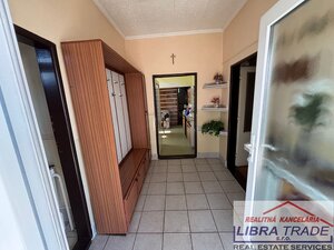 Na predaj rodinný dom v obci Dvory nad Žitavou — foto 9