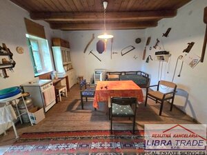 Ponúkame na predaj útulný domček v obci Sikenička. — foto 2