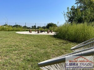 Slnečná rekreačno-úžitková  záhrada na predaj v Nových Zámkoch. — foto 10