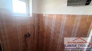PREDAJ - rodinný dom v areály kúpaliska v PATINCIACH ! DOHODA MOŽNÁ! — foto 11