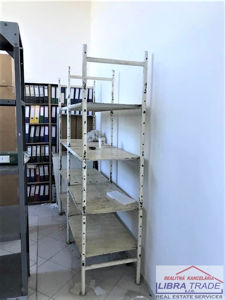 PREDAJ/PRENÁJOM - skladových - výrobných - obchodných logistických priestorov vhodné na skladovanie v Hurbanove — foto 17
