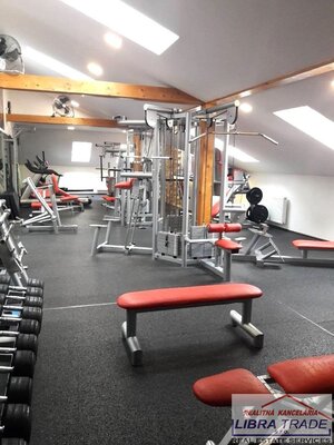 PREDAJ/ VÝMENA - POLYFUNKČNÝ DOM V CENTRE KOMÁRNA - POHOSTINSTVO / PUB, FITNESS CENTRUM, KADERNÍCTVO, MANIKÚRA-PEDIKÚRA, KOZMETIKA, MASÉRSKY SALÓN! — foto 14