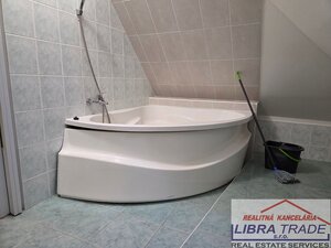 Radová zástavba na podnikateľské účely na predaj v Nových Zámkoch. — foto 13