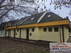 Radová zástavba na podnikateľské účely na predaj v Nových Zámkoch. — foto 18