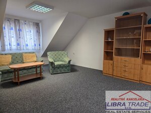 Radová zástavba na podnikateľské účely na predaj v Nových Zámkoch. — foto 9