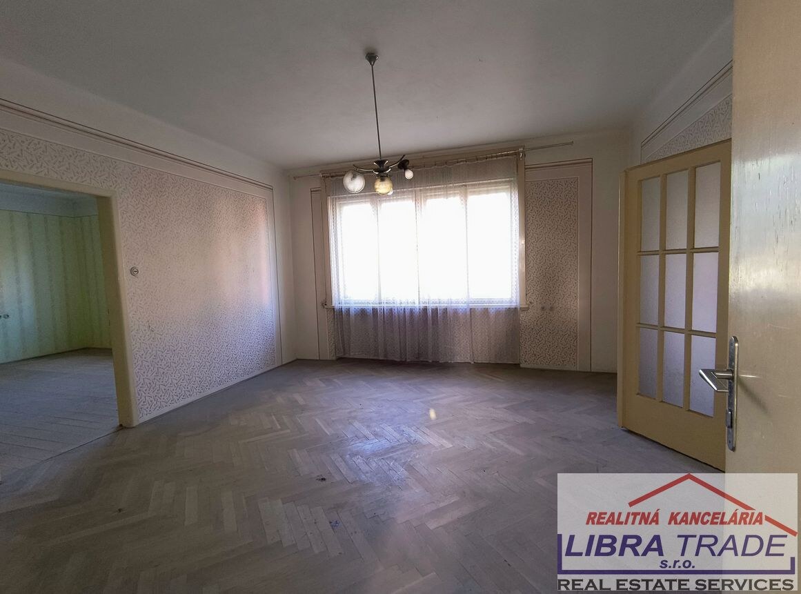Veľký 4-izbový dom v obci Kamenín ZNÍŽENÁ CENA!!!! — foto 21