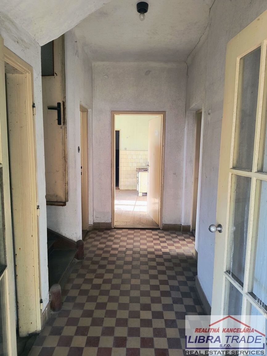 Veľký 4-izbový dom v obci Kamenín ZNÍŽENÁ CENA!!!! — foto 5