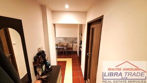 PREDAJ - Kompletne prerobený 2 izbový tehlový byt s vlastným kúrením a zariadením v Komárne  — foto 3