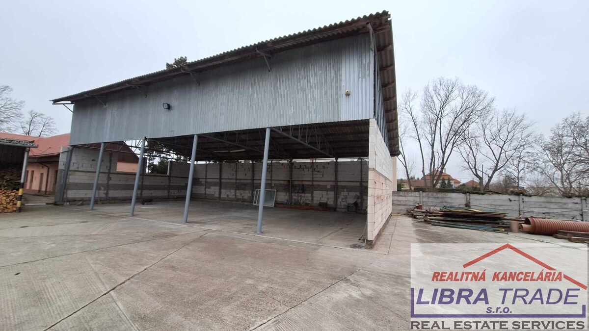 NA PRENÁJOM VÁM PONÚKAM PRIEMYSELNÝ AREÁL S ADMINISTRATÍVNOU BUDOVOU, SKLADOVÝMI PRIESTORMI — foto 8