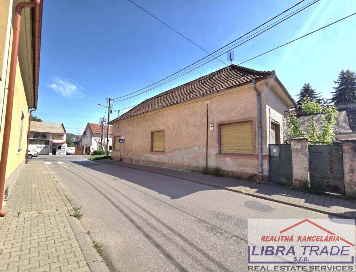 ŠTÚROVO - rodinný dom v centre mesta Štúrova vhodný aj na podnikanie. — foto 3