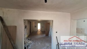 IBA U NÁS! PREDAJ - 4 izbový dom vhodný na rekonštrukciu podľa vlastných predstáv na Alžbetinom ostrove v Komárne — foto 9