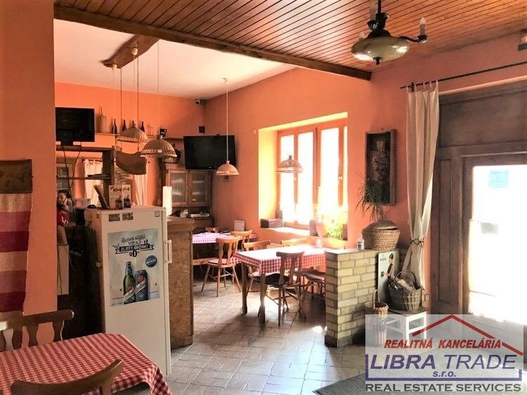 PREDAJ - ZABEHNUTÝ PENZIÓN S REŠTAURÁCIOU V CENTRE KOMÁRNA — foto 7