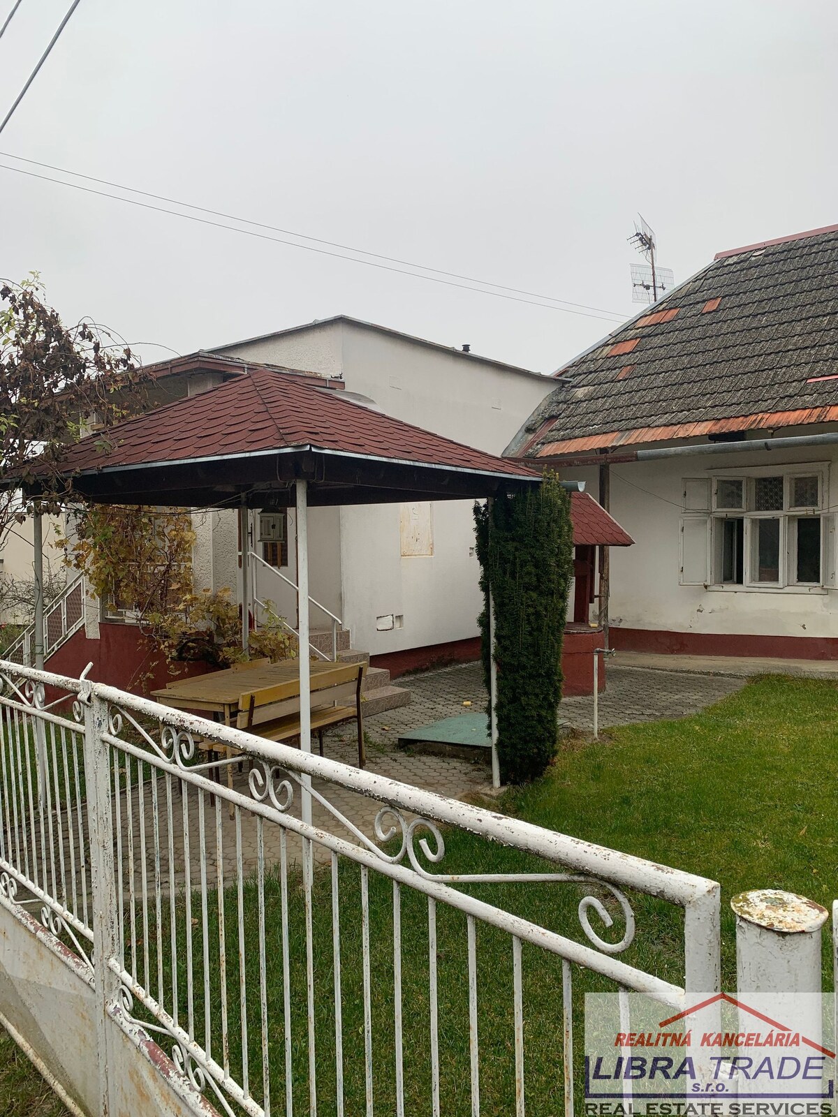 Rodinný dom do prenájmu v obci Veľké Lovce. — foto 16