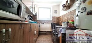 PREDAJ/VÝMENA ZA DOM - 3 izbový byt s loggiou po kompletnej rekonštrukcií na VII. sídlisku v Komárne  — foto 1