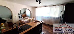 EXKLUZÍVNY PREDAJ - prerobený 5 izbový rodinný dom v Novej Stráži kolaudovaný v roku 1994 ZNÍŽENÁ CENA! — foto 5