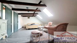 PREDAJ - Kompletne prerobený 4 izbový rodinný dom v CENTRE Komárna pamiatková zóna VÝHODNÝ KÚPA!  — foto 22