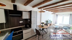 PREDAJ - Kompletne prerobený 4 izbový rodinný dom v CENTRE Komárna pamiatková zóna VÝHODNÝ KÚPA!  — foto 5