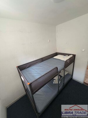 PRENÁJOM  9-izbového domu na ubytovanie - Šurany, Kostolný Sek — foto 4