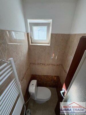 PRENÁJOM  9-izbového domu na ubytovanie - Šurany, Kostolný Sek — foto 10