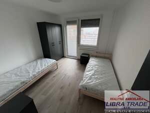 Prenájom - 3-izbový kompletne zrekonštruovaný byt  v Nových Zámkoch ul. Nábrežná — foto 3