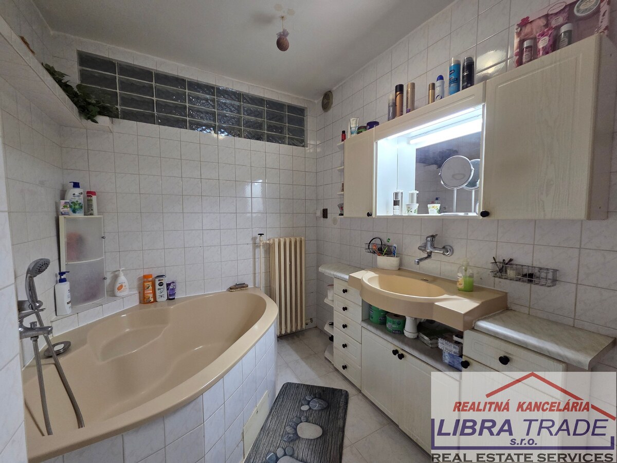 ŠTVORBYTOVKA na predaj v Nových Zámkoch. — foto 18